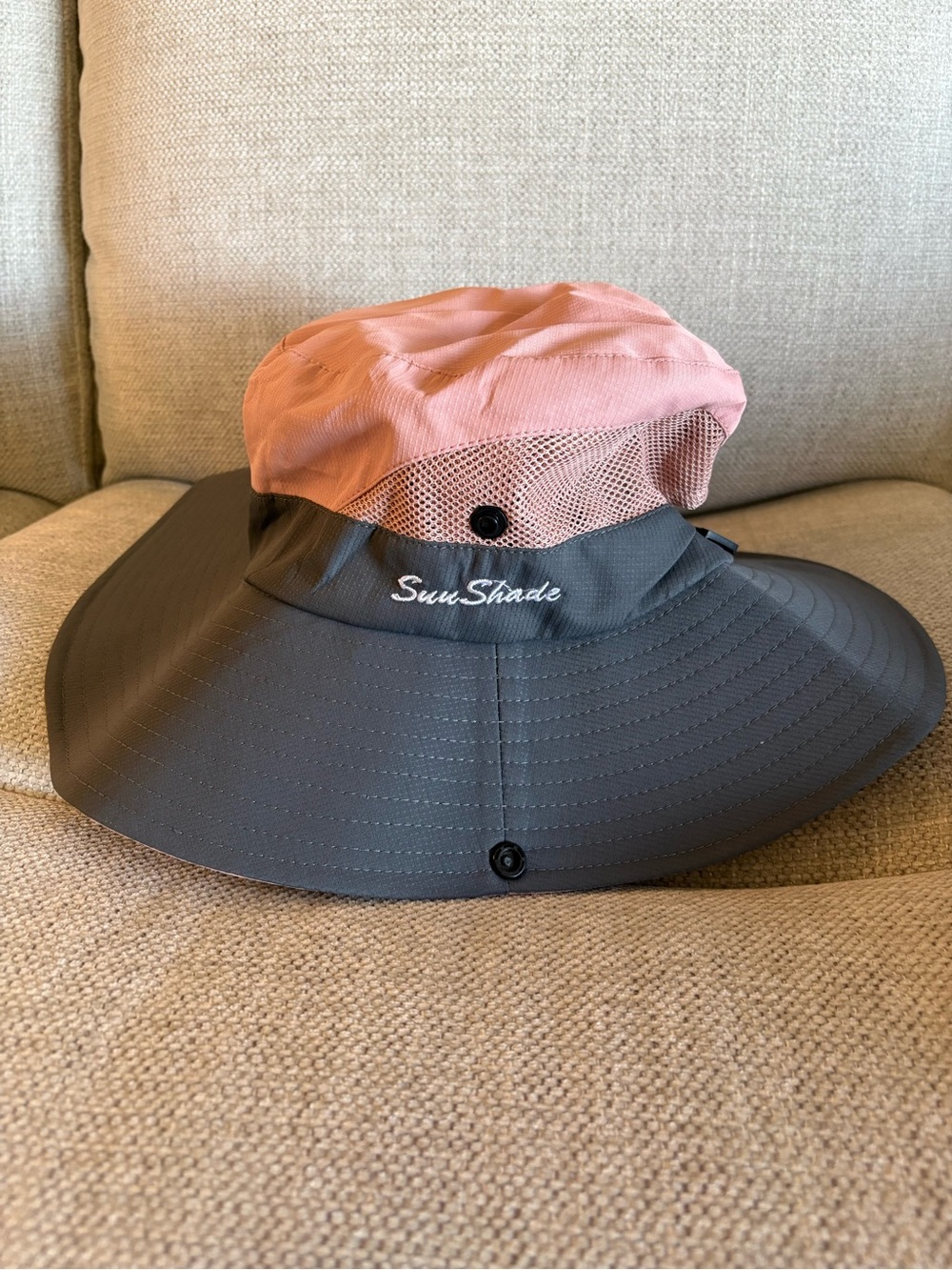 SunShade Women’s Pink and Gray UPF Wide-Brim Sun Hat
